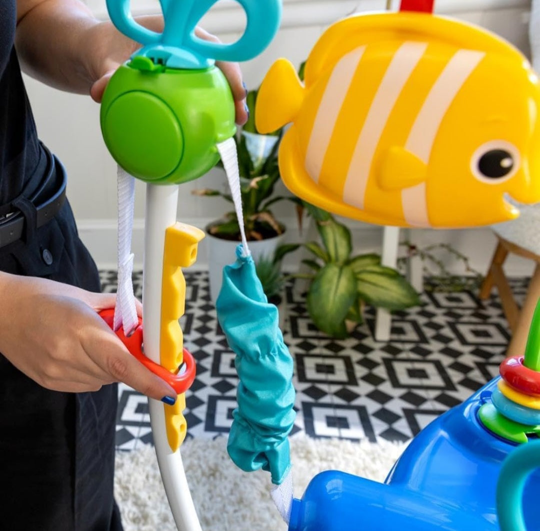 Baby Einstein ká Neptune awari jumper / alarinkiri