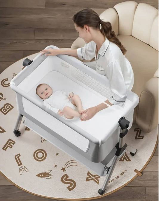 T31 Lẹgbẹẹ mi Baby bassinet