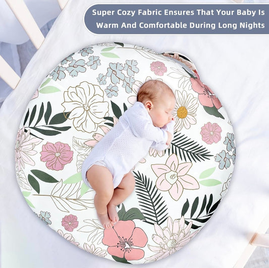 Baby lounging itẹ-ẹiyẹ